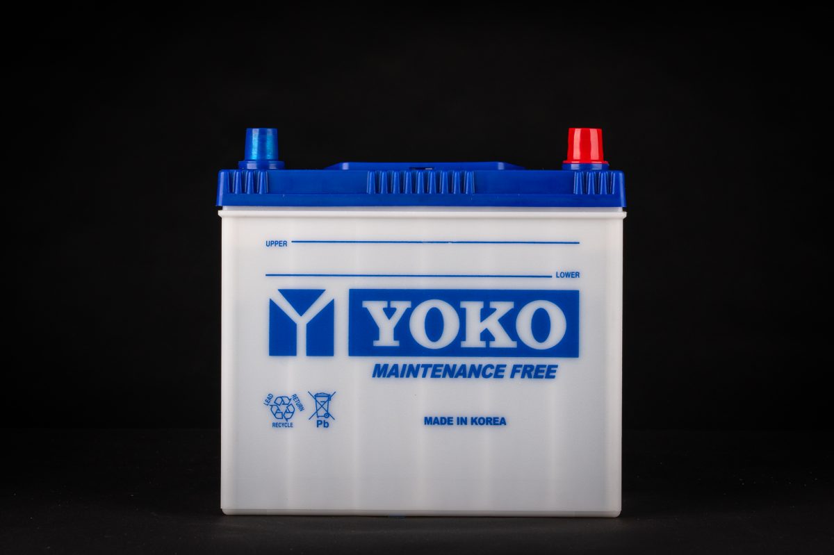 Batería Yoko 55 AMP Kr   55559 SMF Positivo derecho 12V